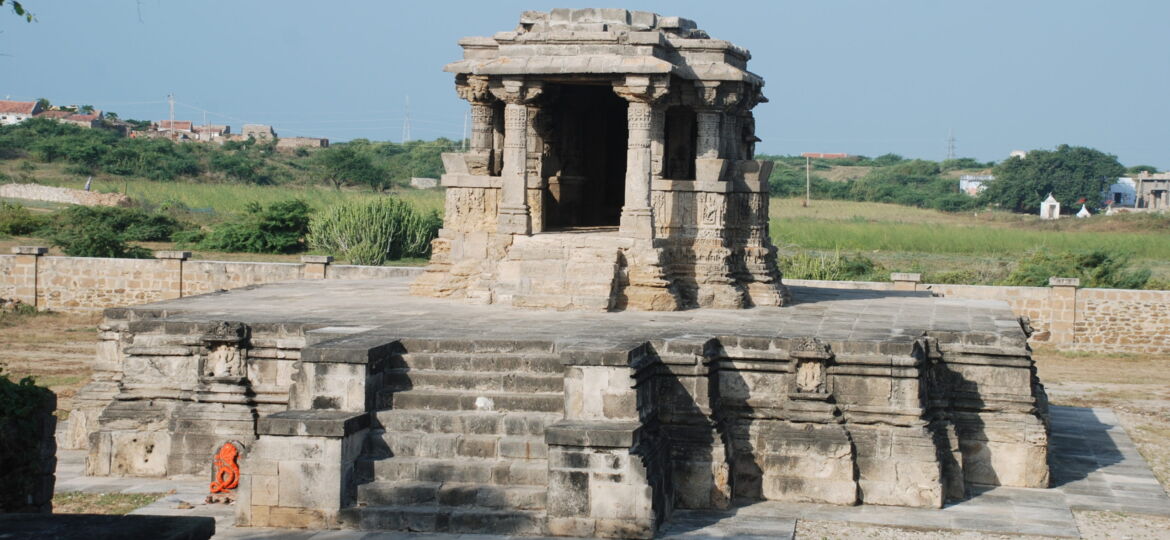 Ram-Laxman-temple-BARDIA-09-4450-scaled